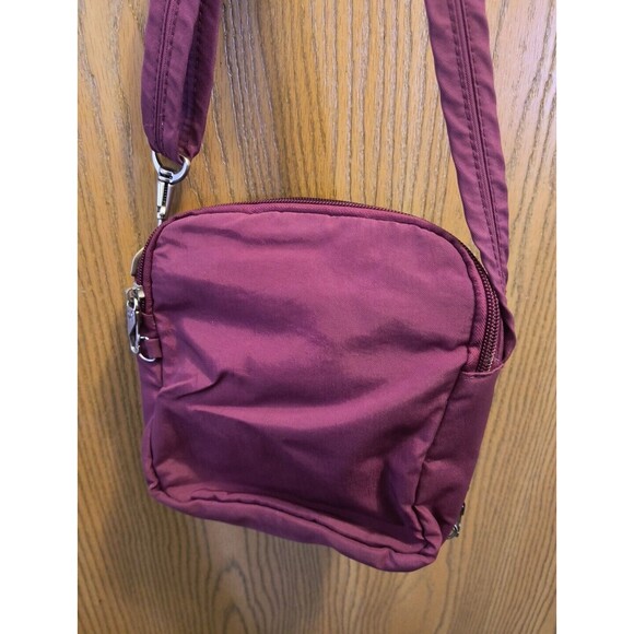 Travelon Women's Anti-Theft Small Crossbody Bag Burgundy Red - Picture 2 of 8